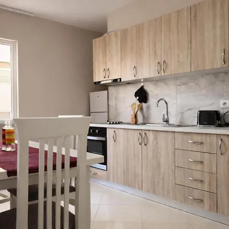 Appartement Dahlila's Near Ohrid