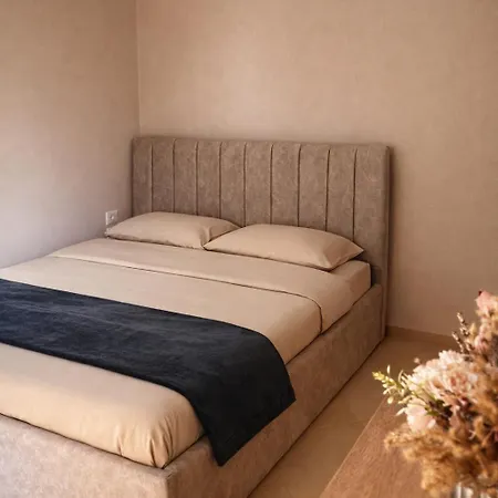 Dahlila's Near Ohrid Поградец
